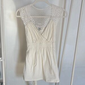 Y2K Lei Cream Lace Detail Top